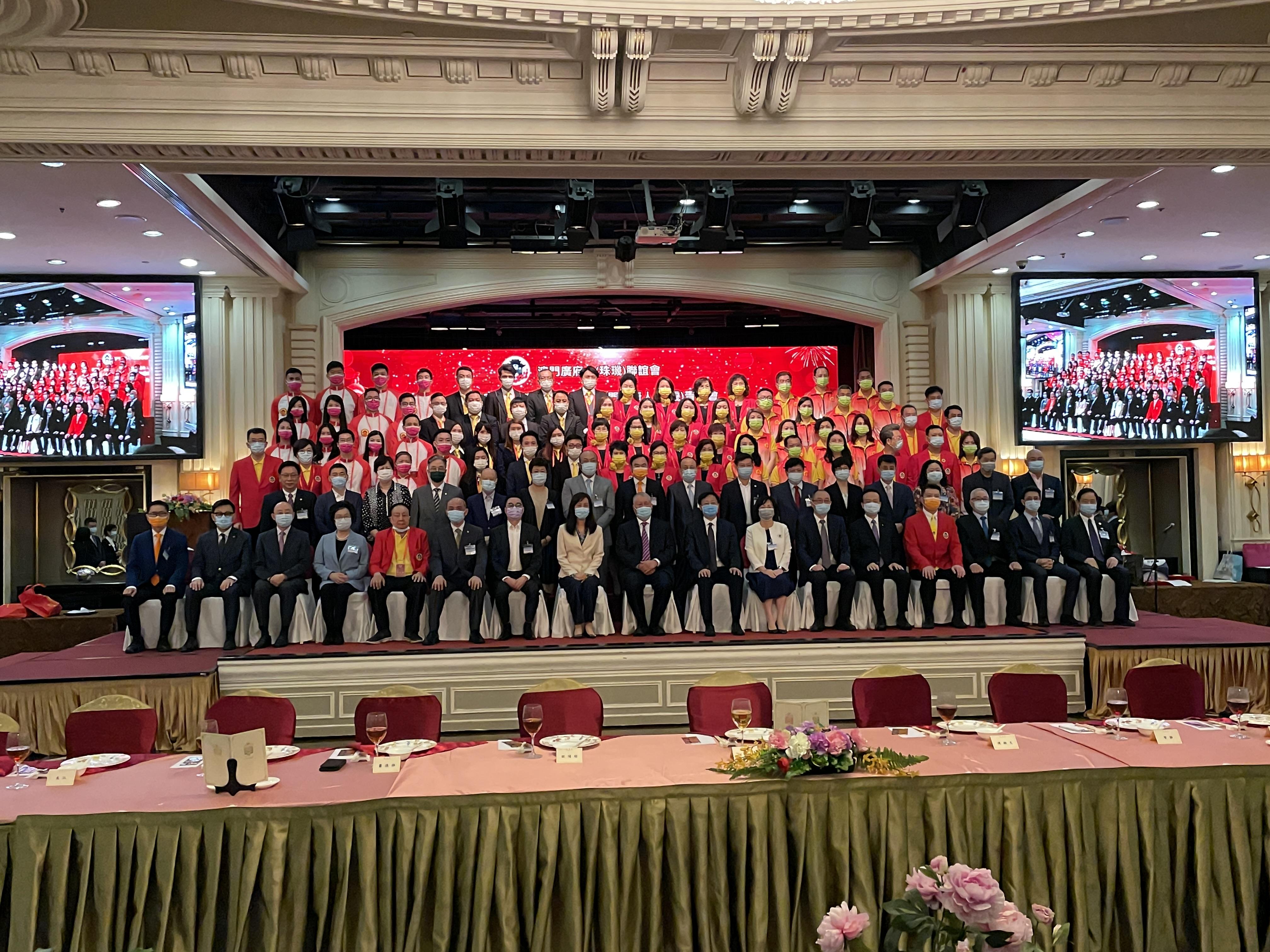 新澳門精準四肖期期準，澳門精準四肖期期預測