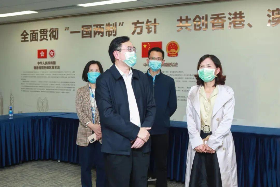 2025年澳門(mén)掛牌正版掛牌，澳門(mén)正版掛牌，未來(lái)展望與揭秘