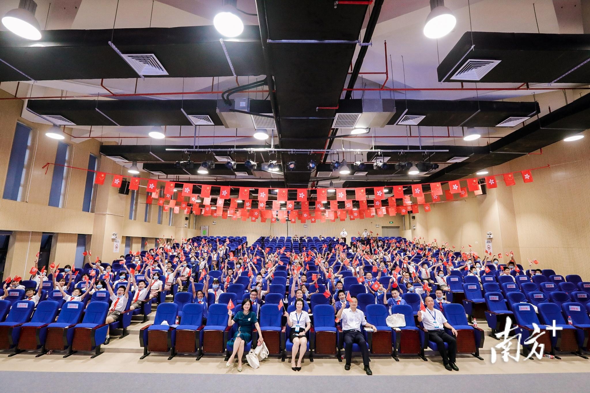 香港資料正版大全2025，專注于智能生態(tài)發(fā)展的前沿探索，香港資料正版大全2025，智能生態(tài)前沿探索的專注焦點