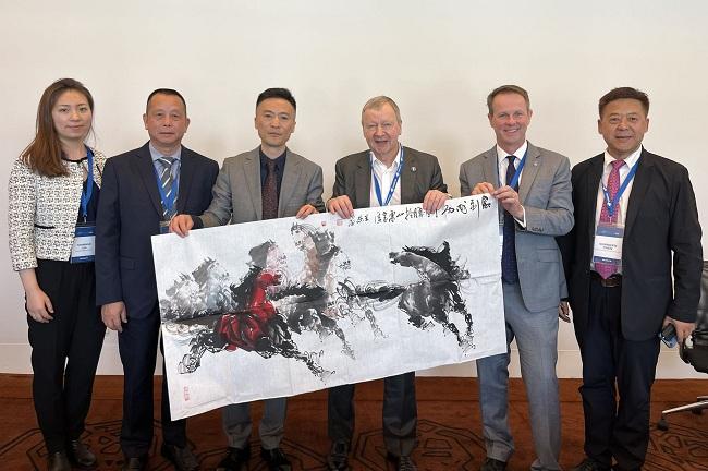 2025香港精準(zhǔn)資料大全公式，香港精準(zhǔn)資料大全公式揭秘（2025版）