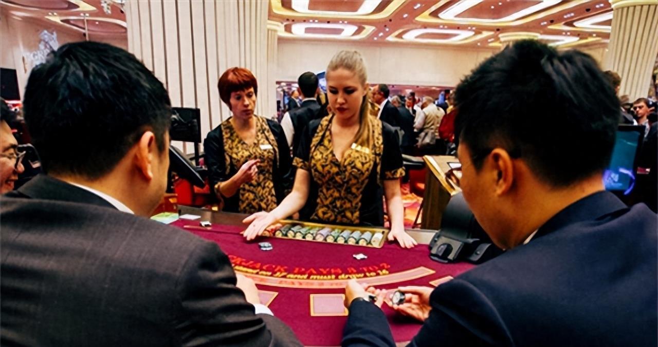 澳門精準(zhǔn)一笑一碼，揭秘100%準(zhǔn)確率的神秘面紗，澳門精準(zhǔn)一笑一碼，揭秘神秘百分百準(zhǔn)確率面紗
