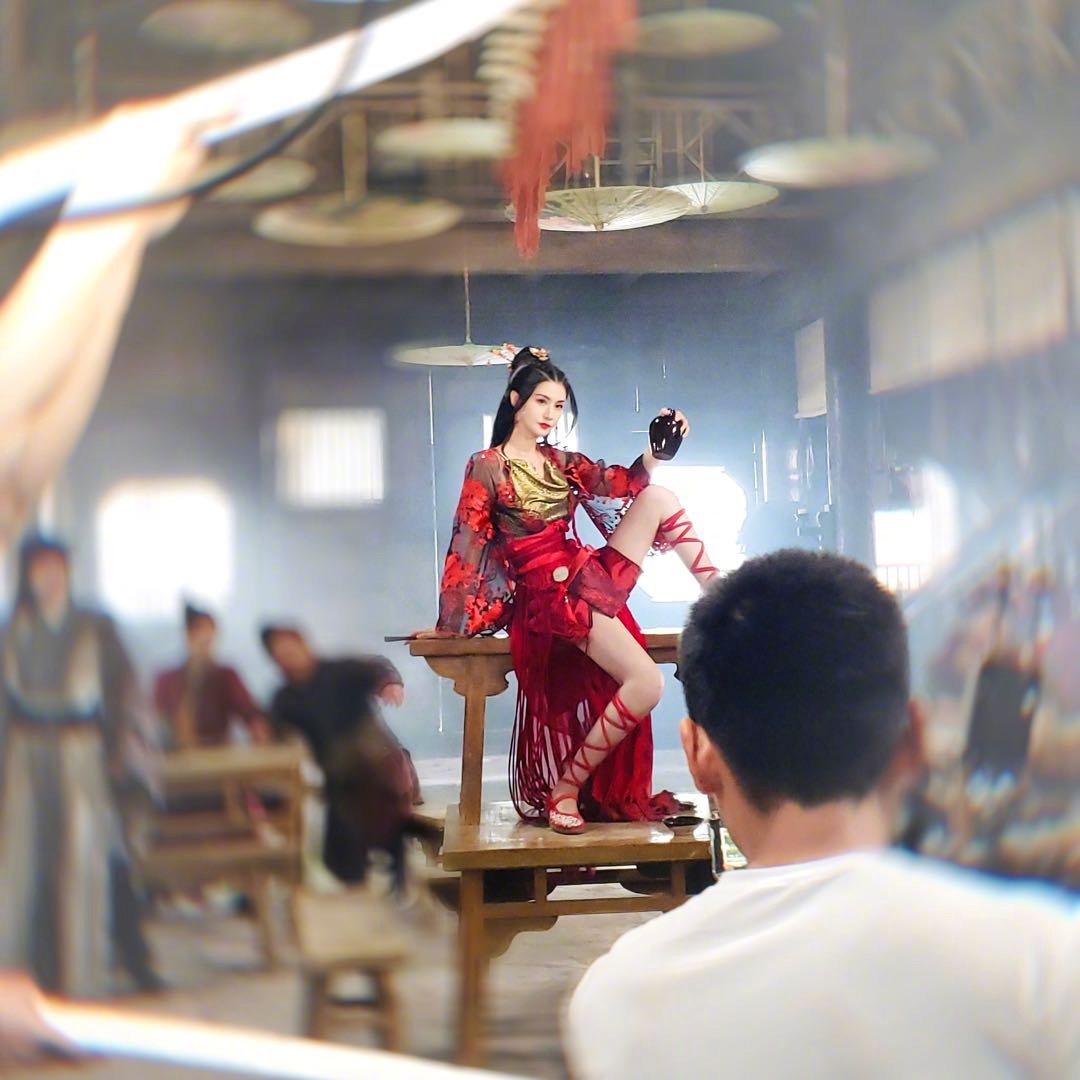 新澳門免費(fèi)精準(zhǔn)龍門客棧，藍(lán)心妍圖片的魅力之旅，澳門龍門客棧魅力之旅，藍(lán)心妍圖片展現(xiàn)魅力之旅