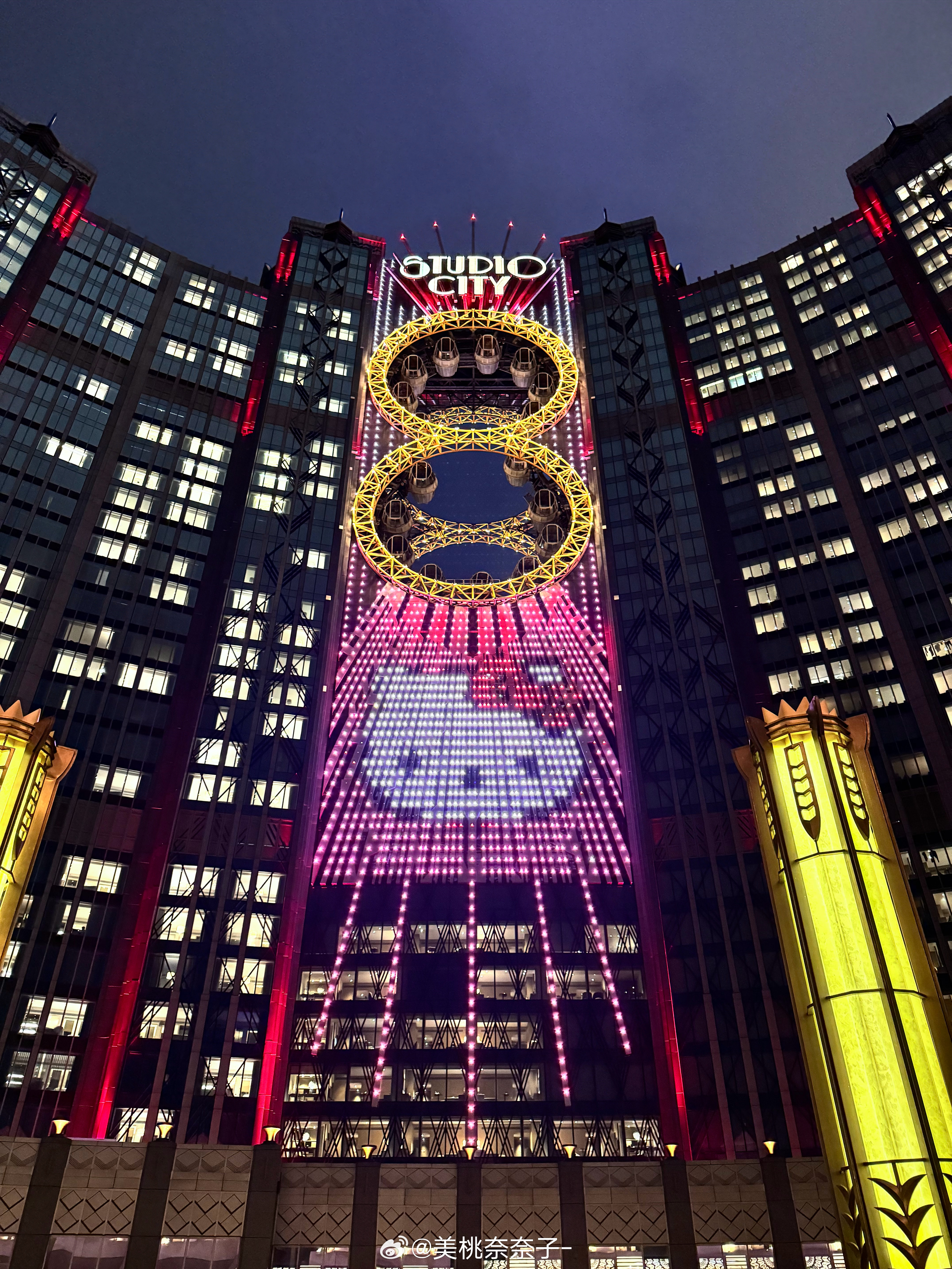 澳門晚上開什么，澳門夜間娛樂與夜市活動概覽